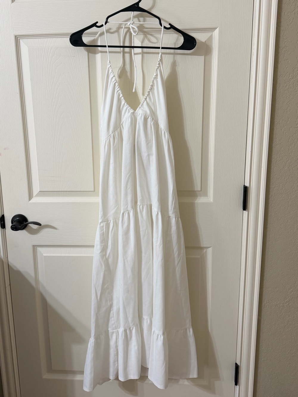 Princess Polly Tiered Halter Maxi Dress (NEVER WORN)